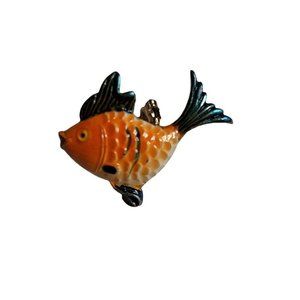 Vintage Goldfish Fish Replica Metal Pin Brooch 1.5 inch